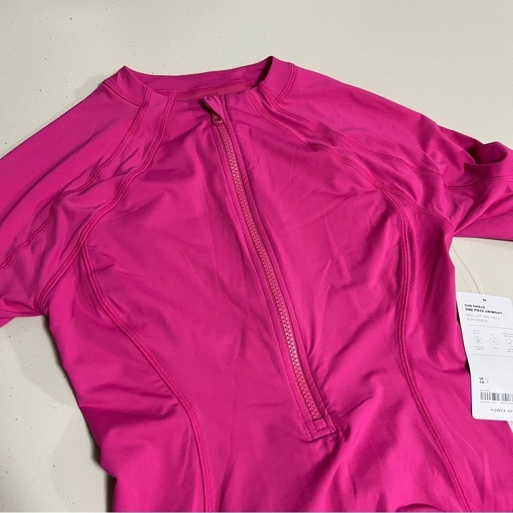 ๐ ATHLETA Sun Shield One Piece Rashguard - Picture 5 of 12
